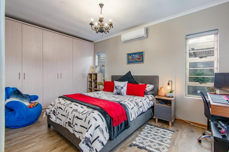 4 Bedroom Property for Sale in D
